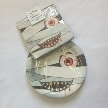 Mummy theme paper plates & napkins